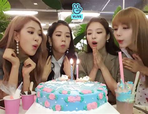 BLACKPINK Members Birthday & Anniversary Moments