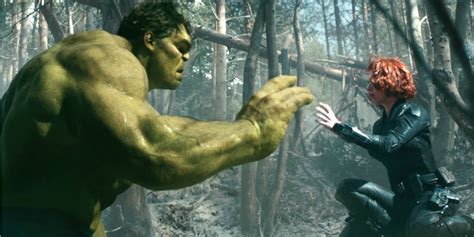 Scarlett Johansson Teases Hulk/Widow Reunion | Screen Rant