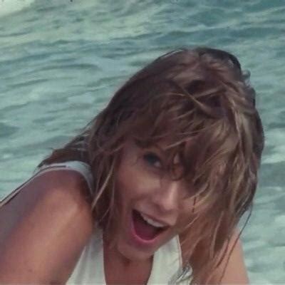 Taylor Swift Rolling Stone Beach