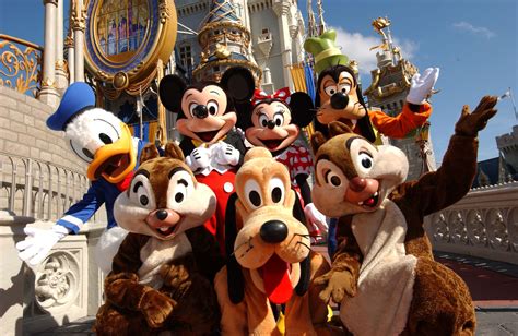 LAVORARE A DISNEYWORLD FLORIDA, LE SELEZIONI A FEBBRAIO ANCHE IN ITALIA - KALARISEVENTI ...