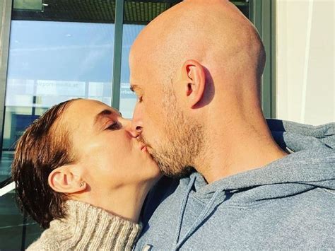 Amanda Abbington's fiance urges people not to 'judge' in cryptic post ...