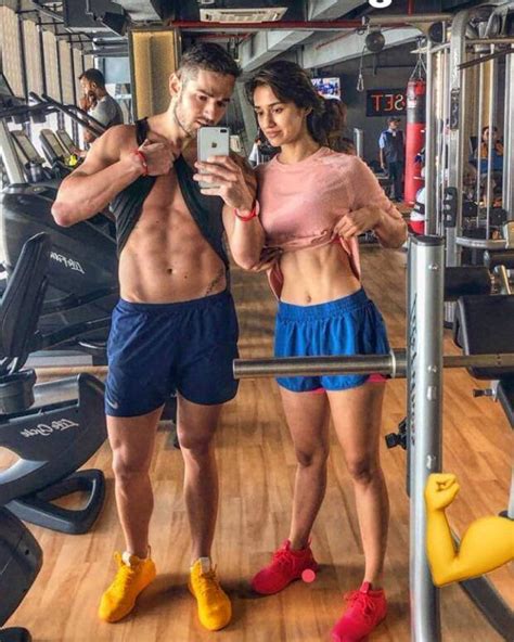 HOT! #DishaPatani flaunts her abs in this gym pic #bollywood | Disha patani, Bollywood ...