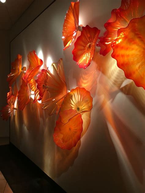 Chihuly is he inspired by ocean life? | Glass art, Illumination art, Glass art design