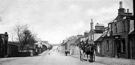 Tour Scotland: Old Photographs Dundonald Scotland