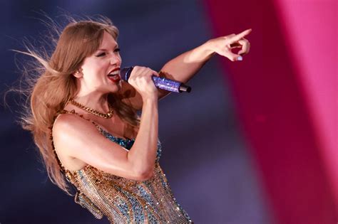 Taylor Swift Fans Complain About Memory Blackouts At 'Eras' Tour ...