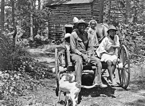 History in Photos: Dorothea Lange - Sharecroppers