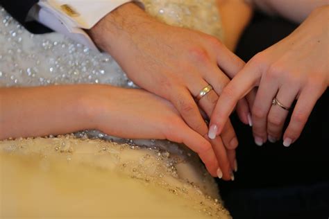 Free picture: wedding ring, hands, finger, couple, wedding dress ...