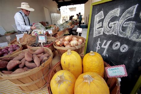 Santa Cruz River Farmers Market named a must-visit