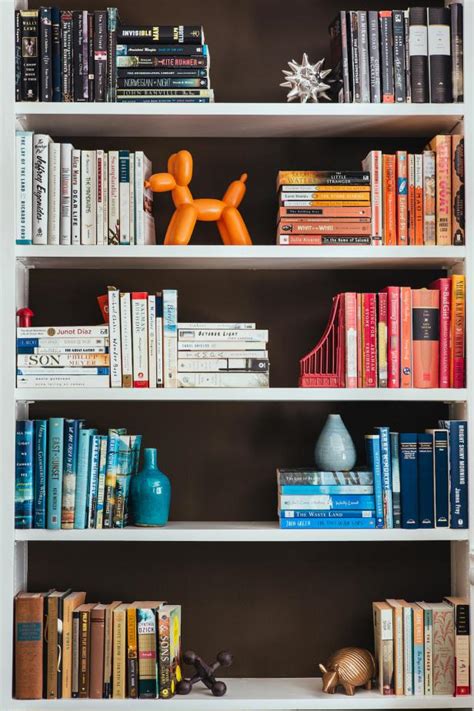 How To Organize A Bookshelf - House Elements Design