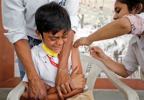 India approves two COVID vaccines for children under 12 | Reuters