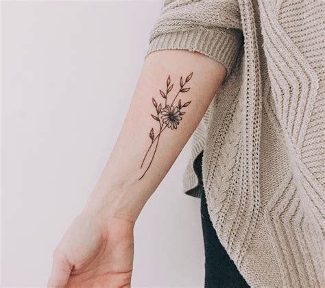 Forget About Your Zodiac Sign — These Gorgeous Birth Flower Tattoos Are ...