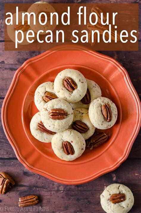 Almond Flour Pecan Sandies: An easy, one bowl recipe for gluten free, buttery pecan cookies ...