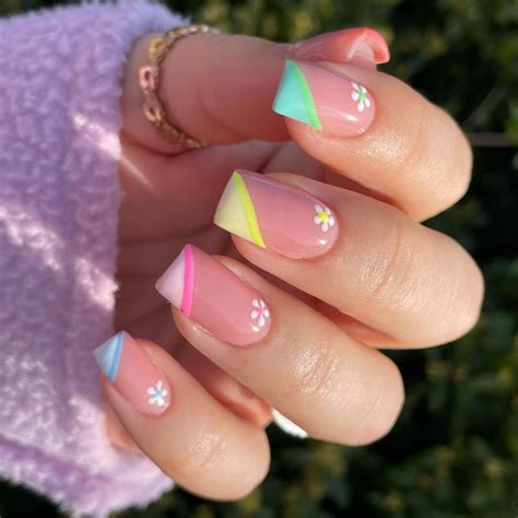 Top 5 Nail Art Ideas For The Perfect Spring Look! - Sunday