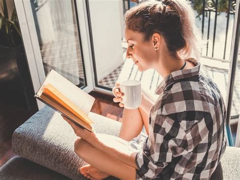 8 Motivational Books for Women That Will Empower You