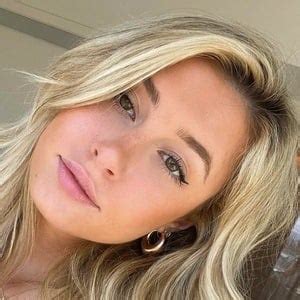 Carly Lawrence - Age, Family, Bio | Famous Birthdays