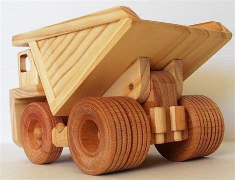 Wooden toy mine dump truck. | Etsy | Camions jouets en bois, Plans jouets en bois, Idée déco ...