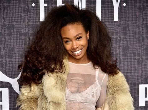 SZA Height, Weight, Age, Boyfriend, Family, Facts, Biography