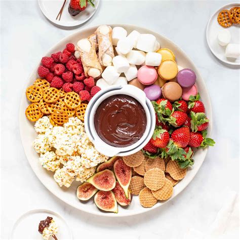 The Best Chocolate Fondue Dippers | EatingWell