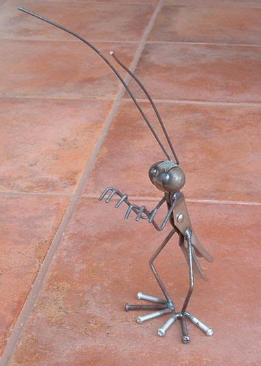 Grasshopper garden sculpture - Gardening Love | Scrap metal art, Metal ...