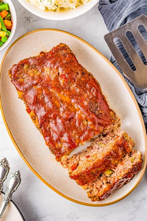 Easy Copycat Cracker Barrel Meatloaf - Averie Cooks