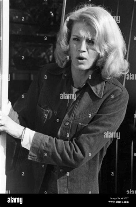 Angie Dickinson police woman 1975 Stock Photo: 166948011 - Alamy