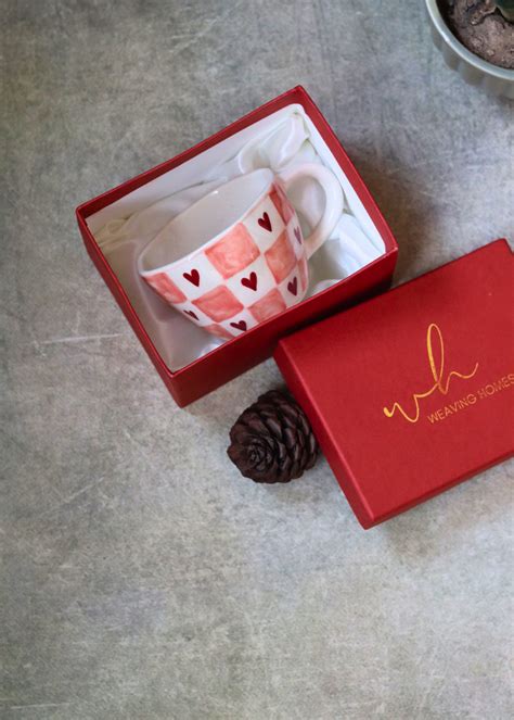 Chequered Heart Mug in a Gift Box – WeavingHomes