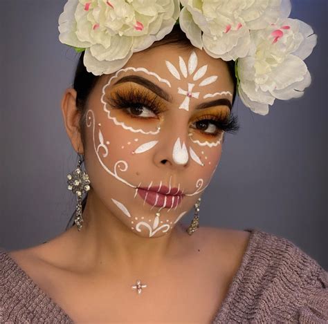 Maquillaje de catrina fácil y sencillo: 5 ideas para verte bonita aunque no seas experta | Glamour