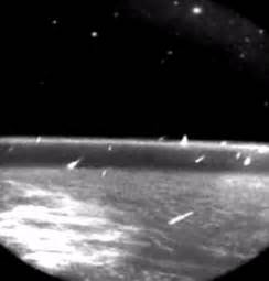 File:Leonid meteor shower as seen from space (1997).jpg - Wikimedia Commons