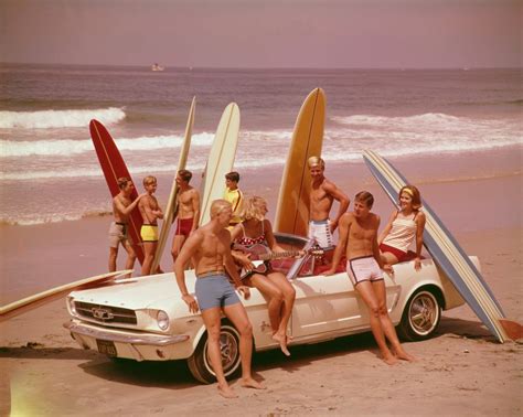 Vintage Photos Of California Beach And Surf Culture Of The '50s And '60s