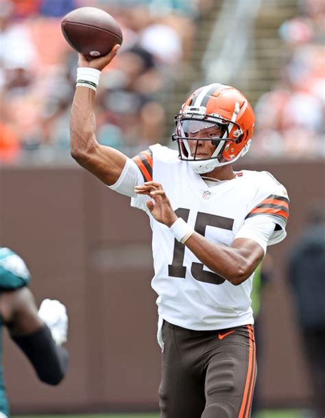 How Joshua Dobbs, John Kelly Jr. and the rest of the Browns offense graded vs. the Eagles ...