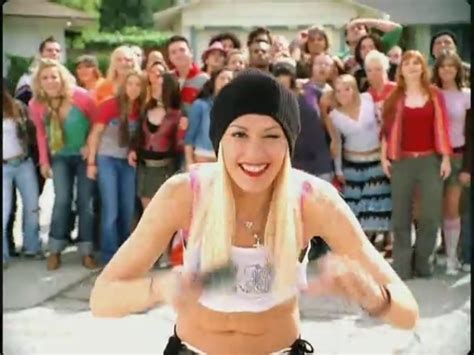 Hollaback Girl [Music Video] - Gwen Stefani Image (18732910) - Fanpop