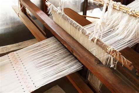 What Are Handloom Fabrics?