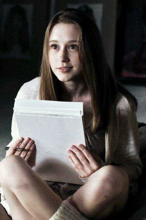 Taissa Farmiga | American horror, American horror story, American ...