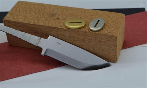 Polar 82 Hunting Knife Kit - Creative Man