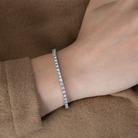 2 1/2 Carat Diamond Tennis Bracelet in 14K White Gold - TwoBirch Fine Jewelry