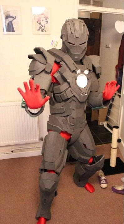 W.I.P of my latest Iron man suit the mk17 Heartbreaker. Should be done for MCM in London : Marvel