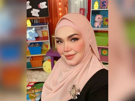 Siti Nurhaliza records children's songs