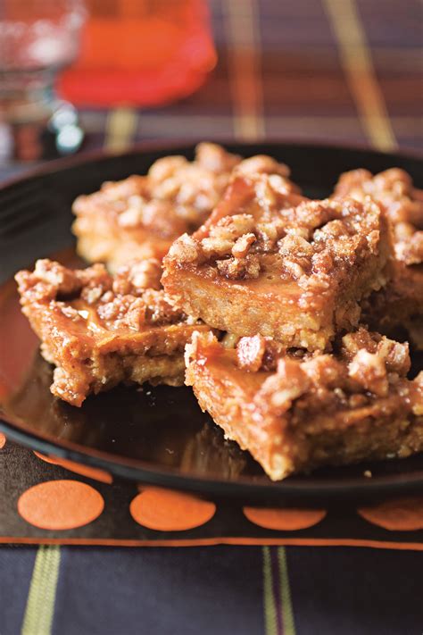 Pumpkin Pie Squares with Pecan Topping Recipe - Easy Kitchen