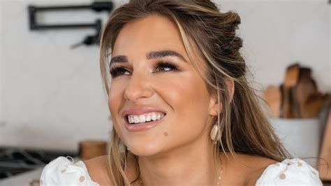 Why Jessie James Decker Thinks You Should Make Your PSL At Home - Exclusive