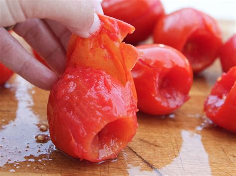 Best Way To Freeze Tomatoes | Recipe | Freezing tomatoes, Canning recipes, Fresh tomatoes