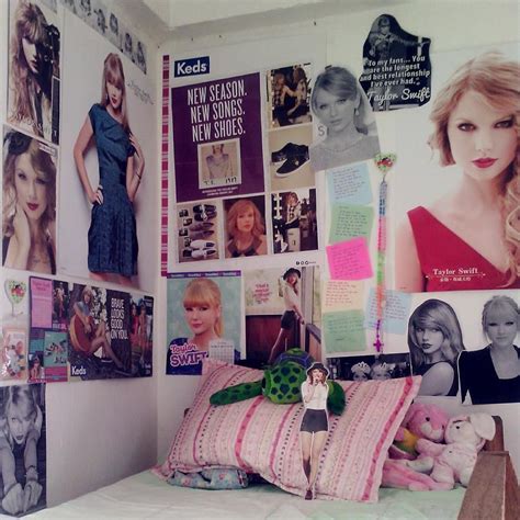 Welcome to my Swiftie room! Hahahahaha! I just love Taylor Swift so mucho! | Taylor, Taylor ...