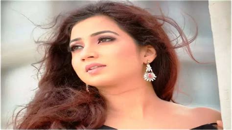 67th Wolf777 News Filmfare awards 2022: Shreya Ghoshal looks magical in ...