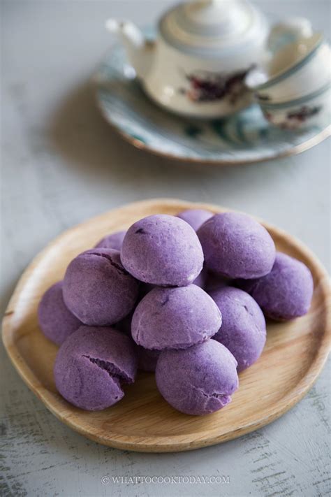 Easy No-Yeast Purple Sweet Potato Mochi Bread (Eggless)