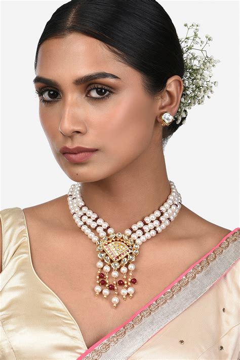 Buy White Kundan Polki Pearl Tassel Pendant Necklace Set by Ahaanya Online at Aza Fashions.