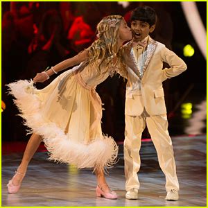 DWTS Juniors: Spelling Bee Champ Akash Vukoti Foxtrots With Kamri ...