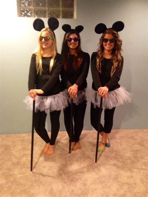 e4b63a28e4cf49ba632c633c0a196f51.jpg (736×981) | Three person halloween ...