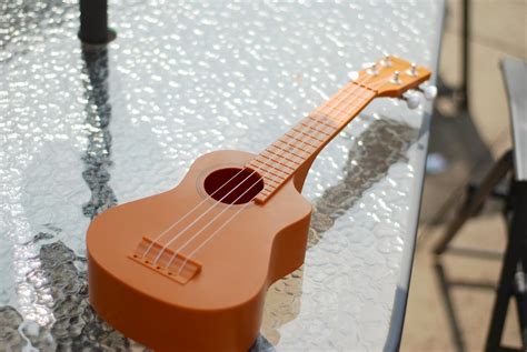 GOT A UKULELE - Ukulele reviews and beginners tips: BugsGear Aqulele ...