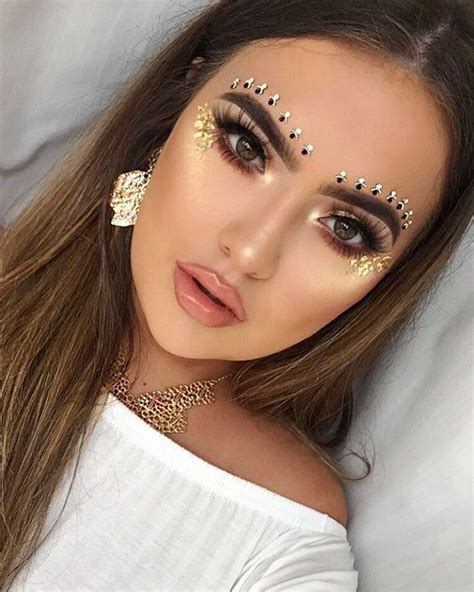 30+ Guide to Festival Makeup Ideas You Must Try | Festival makeup glitter, Coachella makeup ...