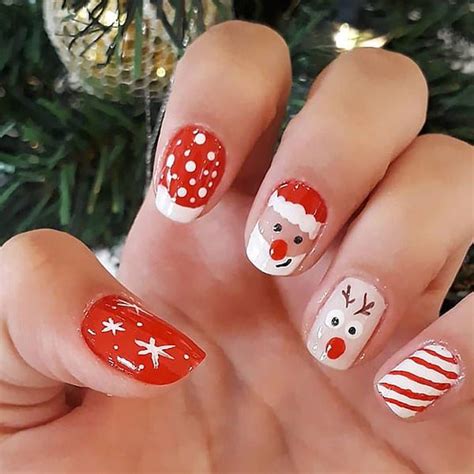 50 Best Christmas Nail Design Ideas For The Holiday Season | Xmas nails, Chistmas nails ...