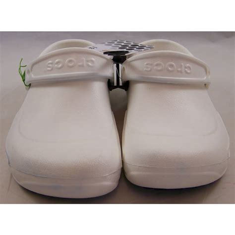 Crocks, size 4 white work Bistro shoes Crocs - Size: 4 - White - Slipper shoes | Oxfam GB ...